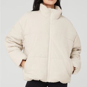 ALO Yoga Women's Beige Puffer Jacket